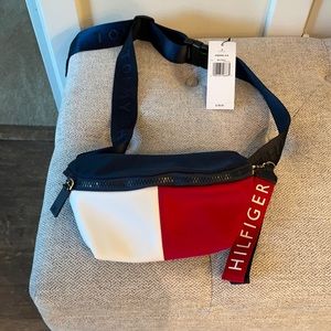 NWT Tommy Hilfiger belt bag (Fanny Pack)